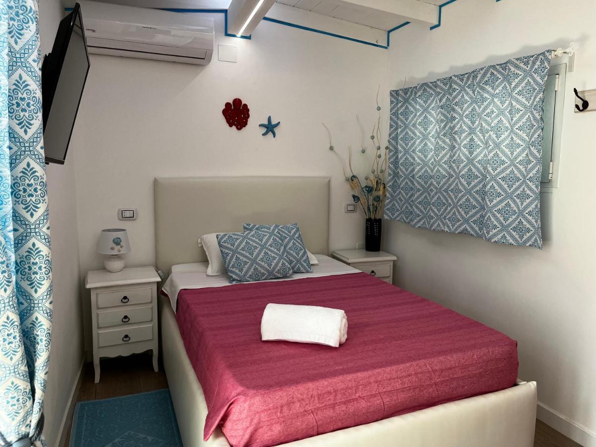 Palmasera Charming Rooms 卡拉古诺内 外观 照片