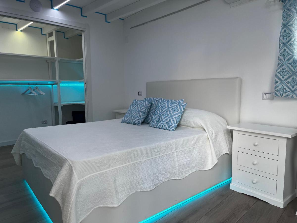 Palmasera Charming Rooms 卡拉古诺内 外观 照片
